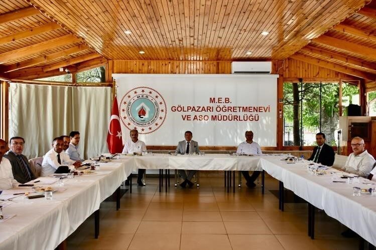 Bilecik İl Milli Eğitim Müdürü Serdal Şimşek başkanlığında ’İlçe Müdürleri