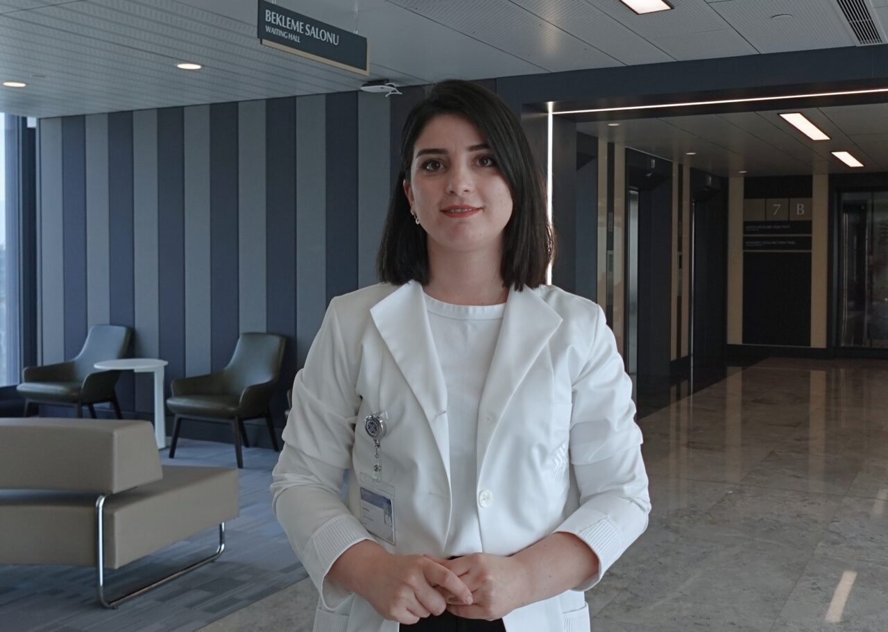 Medipol Bahçelievler Hastanesinden Klinik Psikolog Gözde Göktaş, görünüm baskısı ve