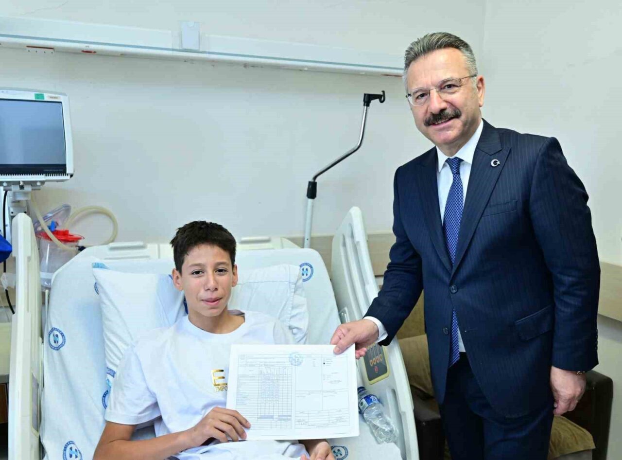 Eskişehir Valisi Hüseyin Aksoy, Eskişehir Osmangazi Üniversitesi (ESOGÜ) Sağlık Uygulama