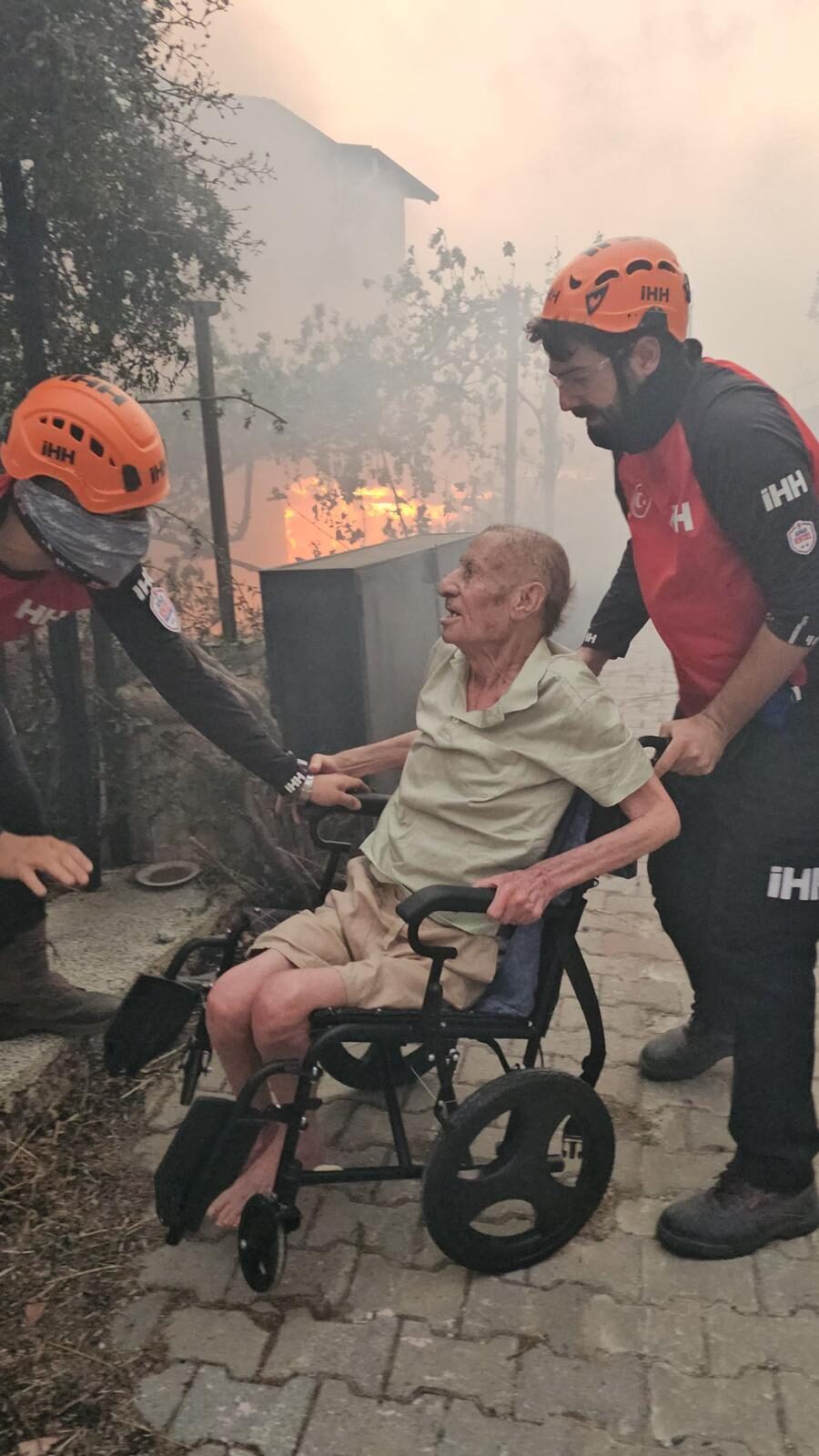 İHH Arama Kurtarma İzmir ekibi, Menderes ile Seferihisar ilçeleri arasında