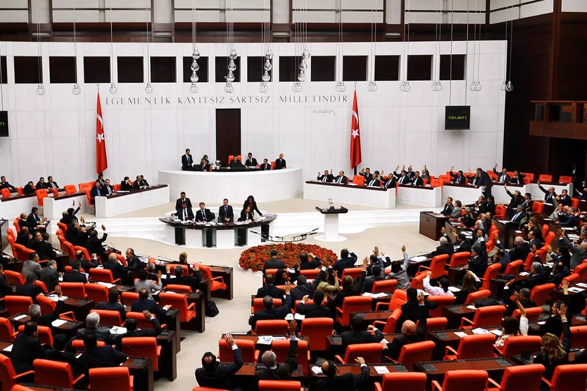 10. Yargı Paketi Meclis’ten Geçti: 19 Bin 800 Mahkuma Tahliye