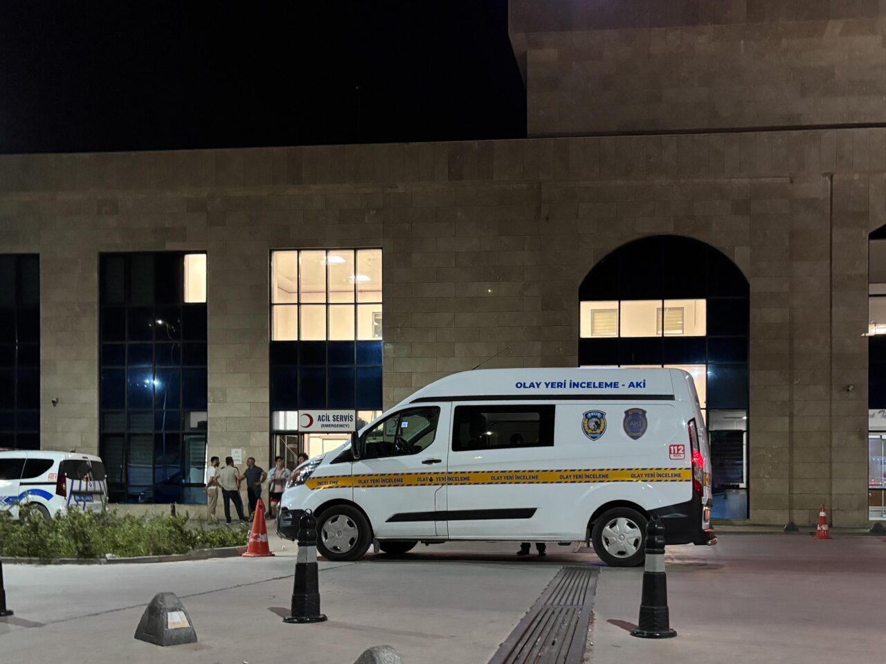  İzmir'in Buca ilçesinde akrabalar arasında çıkan bıçaklı kavgada 1 kişi