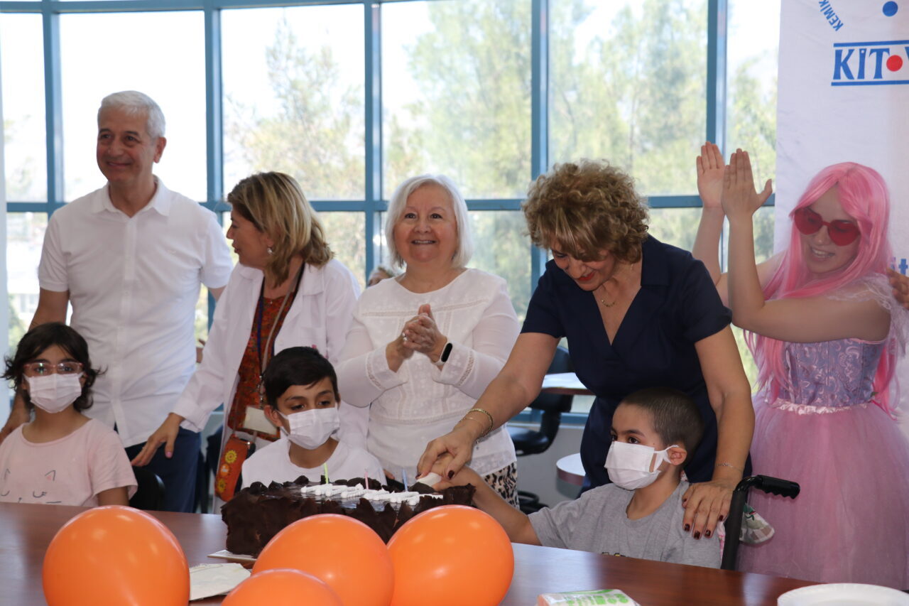 Kemik İliği Transplantasyon ve Onkoloji Merkezi Kurma ve Geliştirme Vakfı