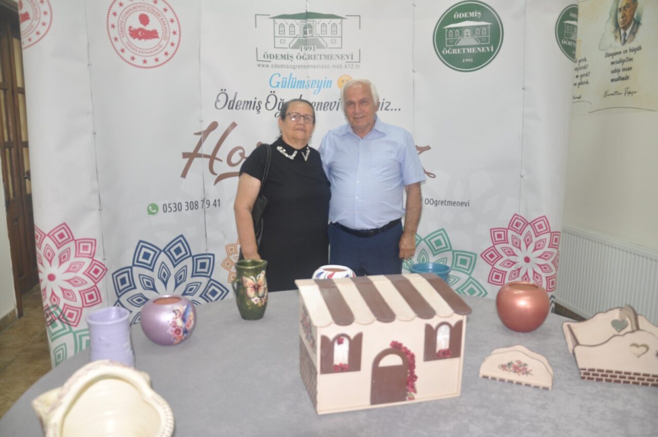  İzmir'in Ödemiş ilçesinde, şehit Piyade Onbaşı Ahmet Akbay'ın annesi Fatma