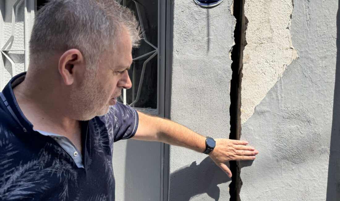  İzmir Büyükşehir Belediyesi tarafından yapımı devam eden Buca Onat Tüneli