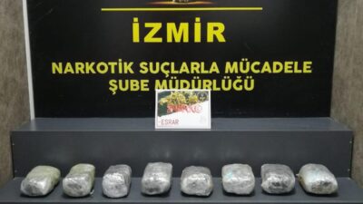  İzmir'de 11 kilo 11 gram uyuşturucu ele geçirildi, gözaltına alınan