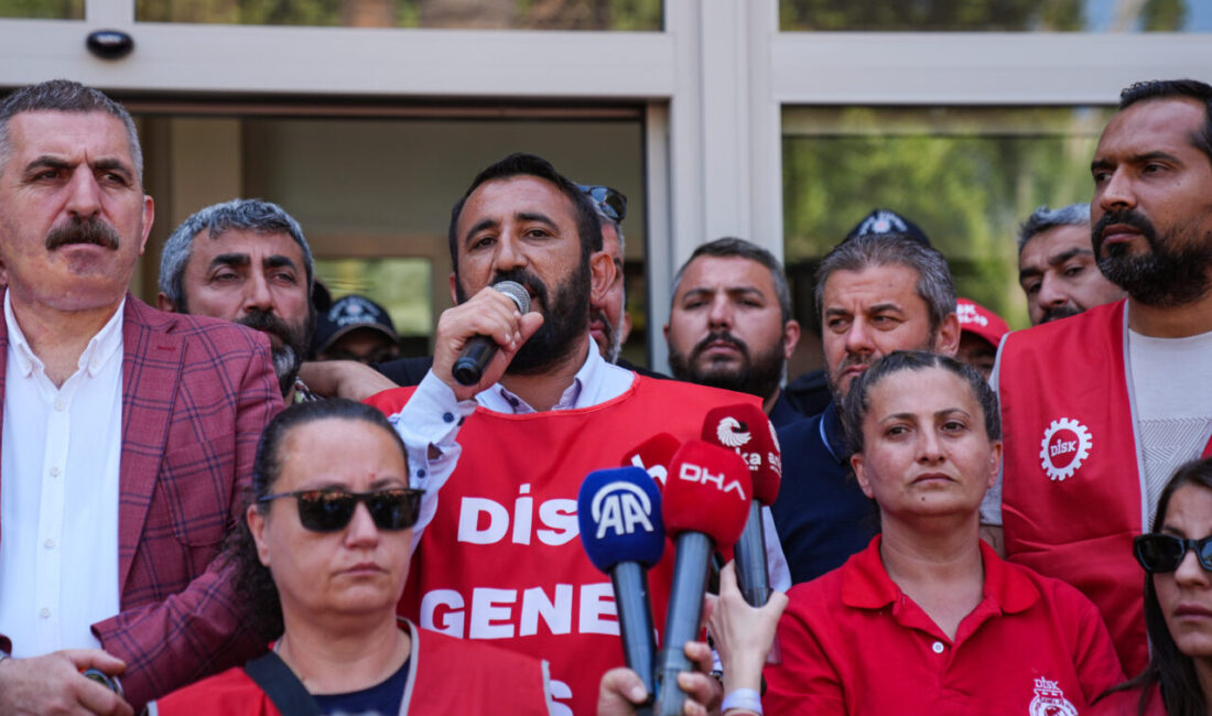 İzmir Büyükşehir Belediyesine bağlı İZELMAN, İZENERJİ ve EGEŞEHİR şirketlerinde çalışan