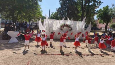 Afyonkarahisar Basmakçı Kaymakamı Bilal Çelik, Öğretmen Habibe Eren Anaokulu tarafından