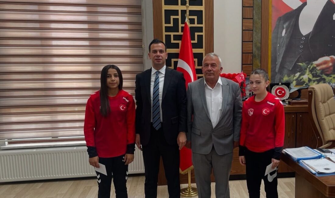 Afyonkarahisar Sinanpaşa Kaymakamı Emrah Aslan, Kuzey Makedonya’da düzenlenen U-17 Avrupa