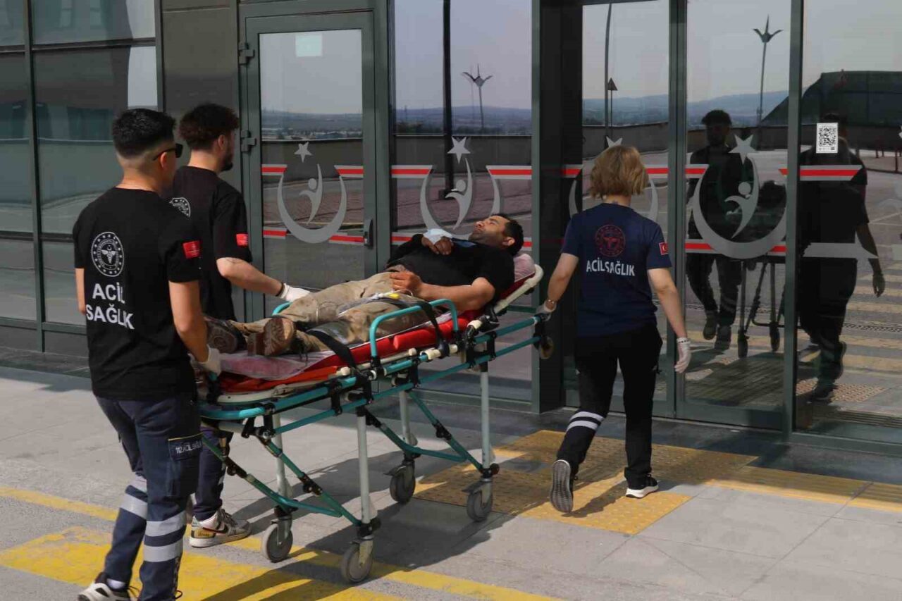 Eskişehir’de Kurban Bayramı’nın ilk gününde acil polikliniği acemi kasaplarla doldu.