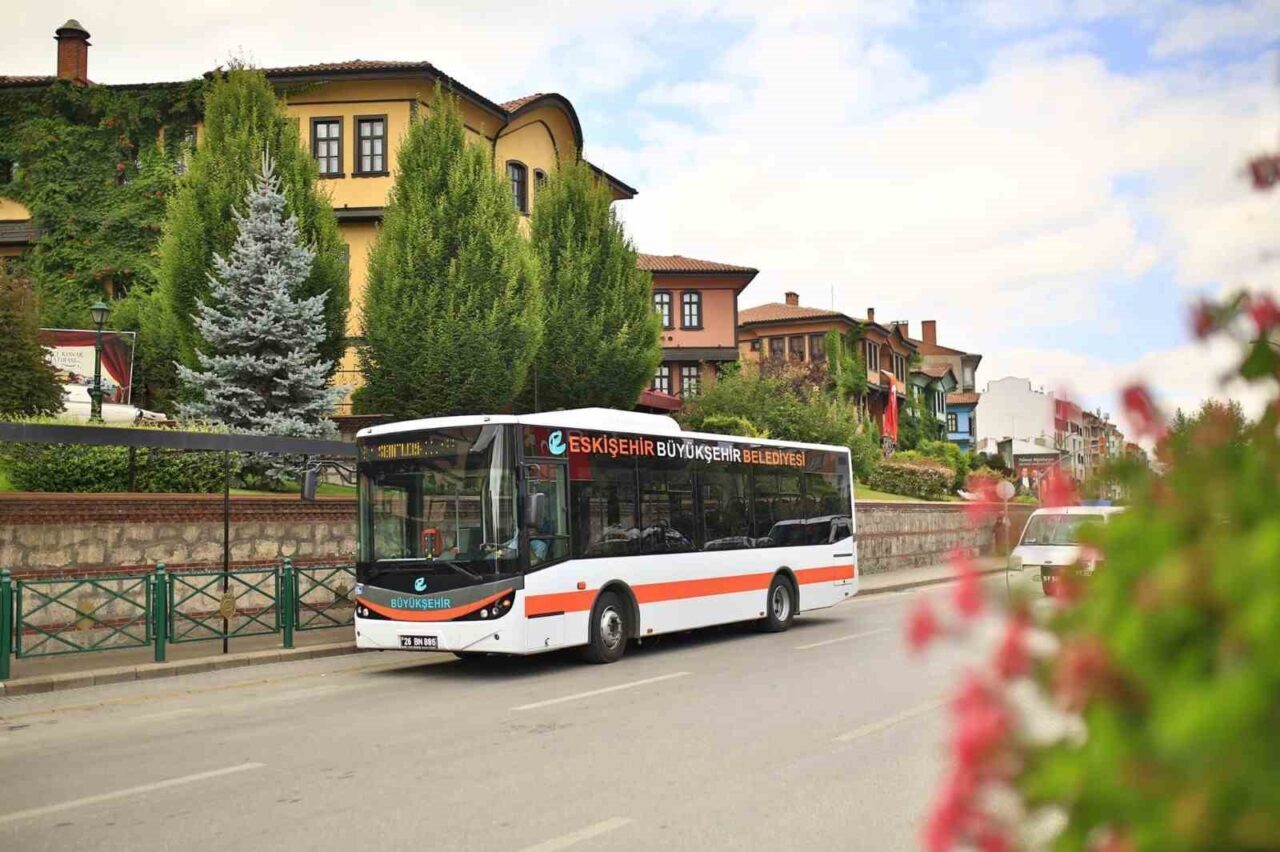 Eskişehir Büyükşehir Belediyesi, Kurban Bayramı süresince şehir içi toplu taşıma
