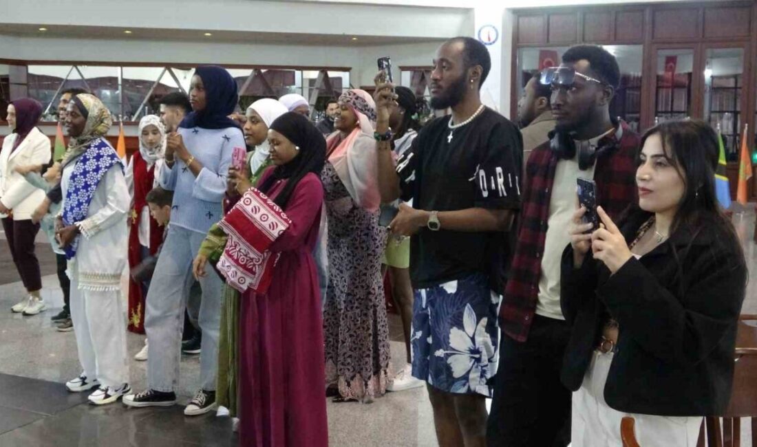 Kütahya Dumlupınar Üniversitesi (DPÜ), uluslararası öğrencilerin katılımıyla renkli bir etkinliğe