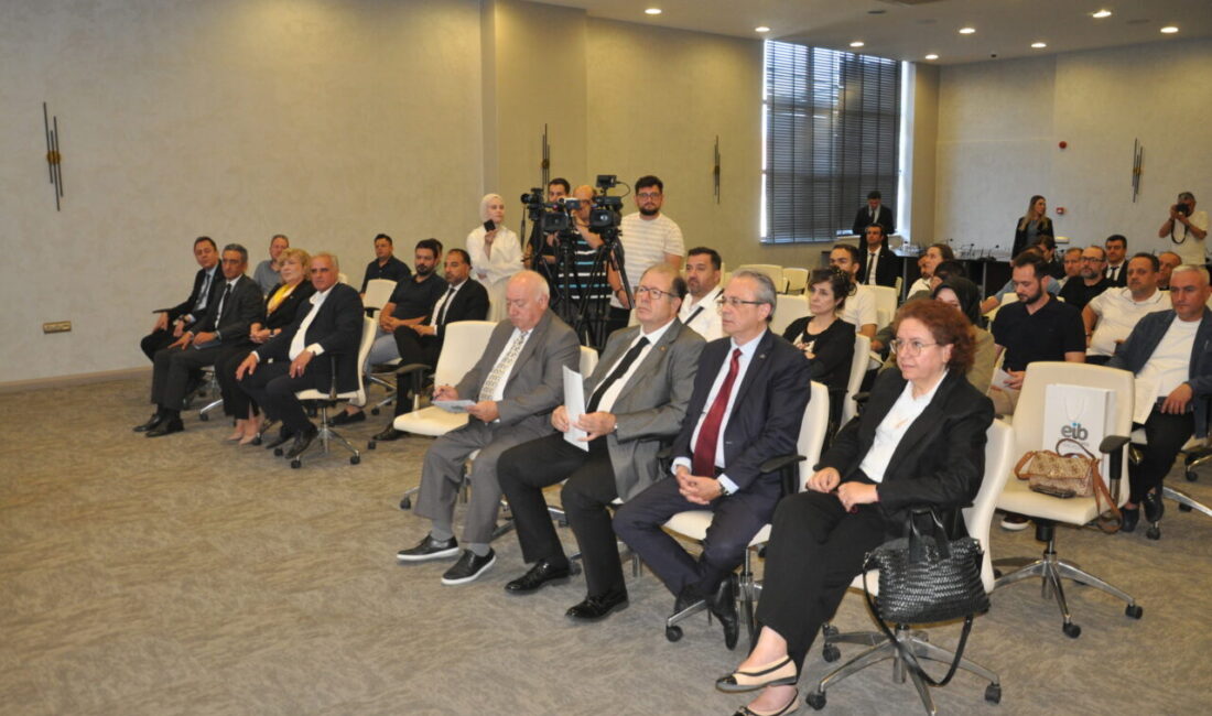 Ege İhracatçı Birlikleri (EİB) tarafından “Kütahya İş Dünyası Buluşmaları” toplantısı