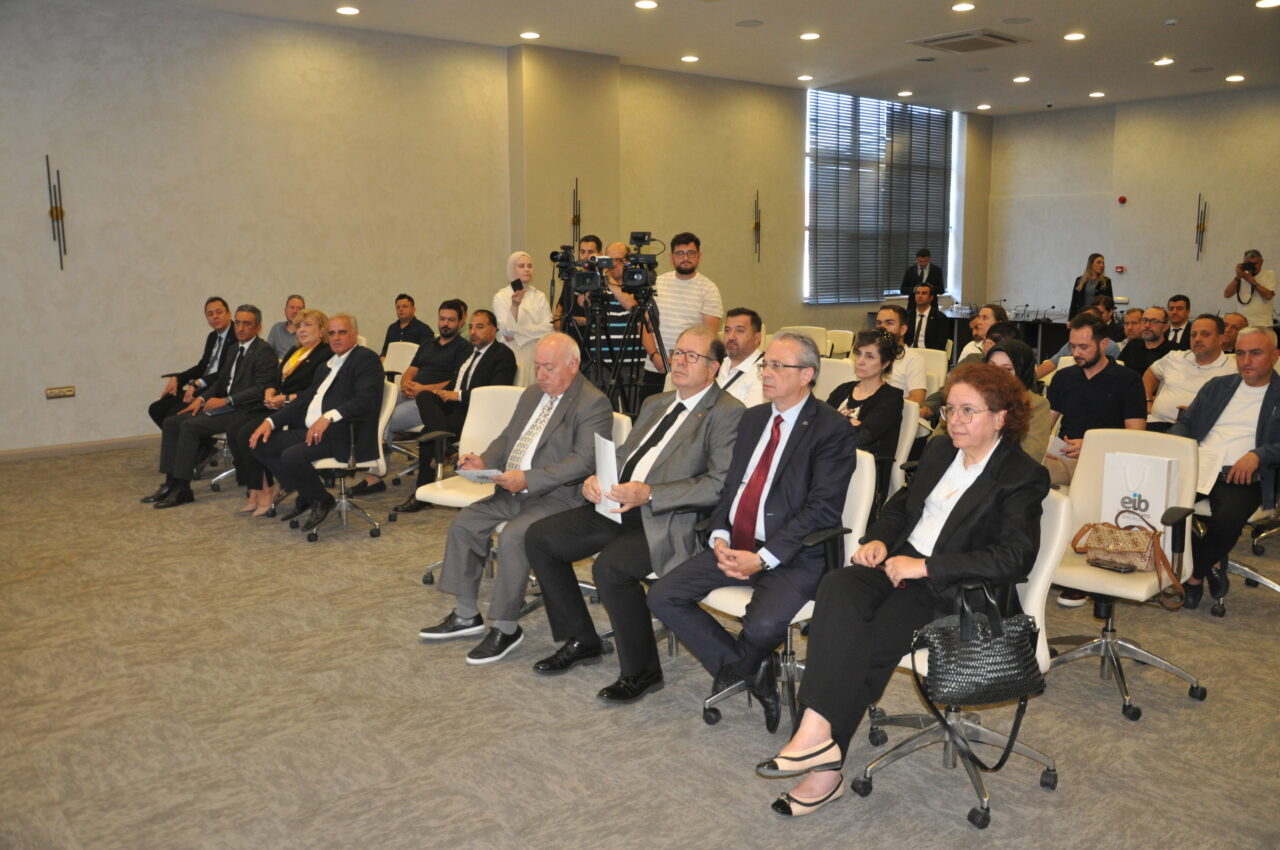 Ege İhracatçı Birlikleri (EİB) tarafından “Kütahya İş Dünyası Buluşmaları” toplantısı