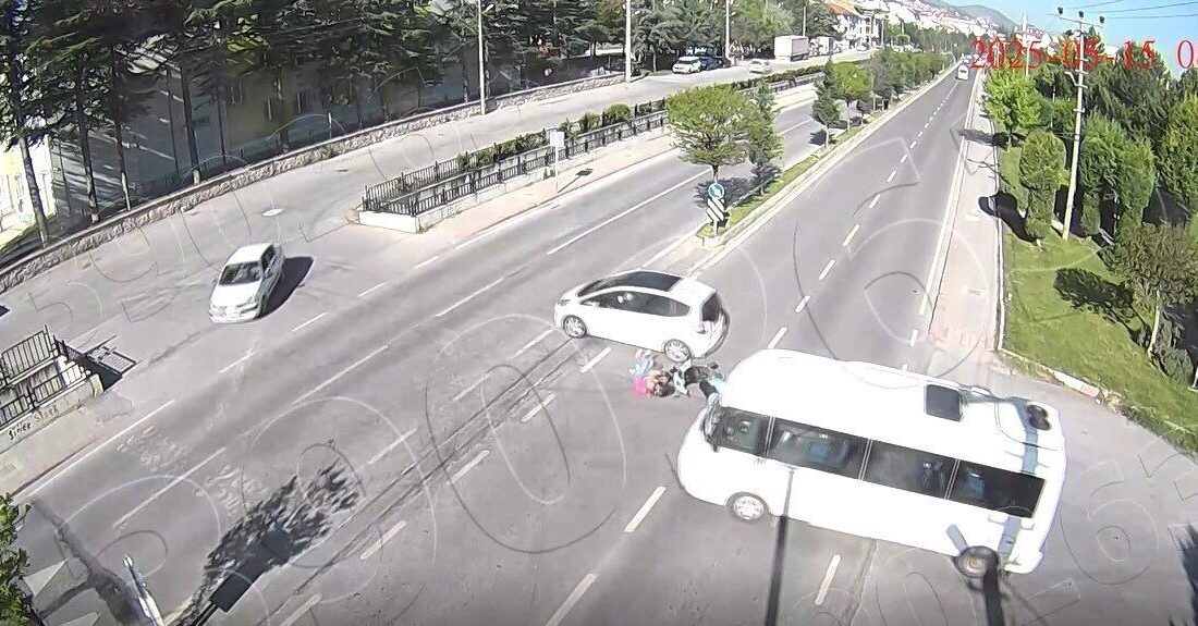 Kütahya’da meydana gelen 3 ayrı trafik kazası, saniye saniye güvenlik