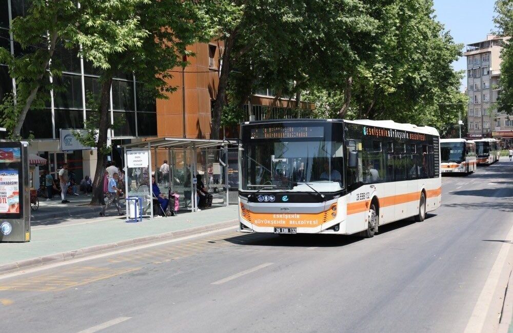 Eskişehir Büyükşehir Belediyesi, 15 Haziran Pazar günü yapılacak Liselere Geçiş