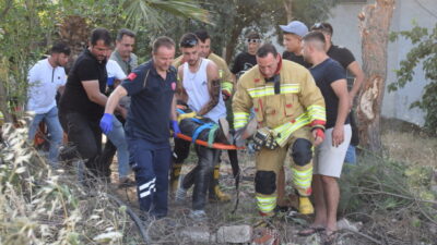 Manisa’nın Turgutlu ilçesinde kontrolden çıkıp iş yerinin bahçe duvarına çarptıktan