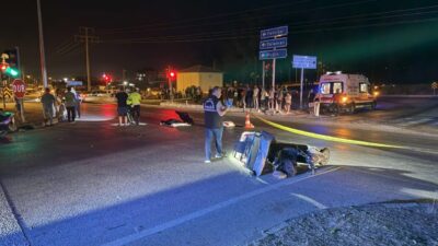  Muğla'nın Fethiye ilçesinde tırla çarpışan elektrikli motosikletin sürücüsü yaşamını yitirdi.