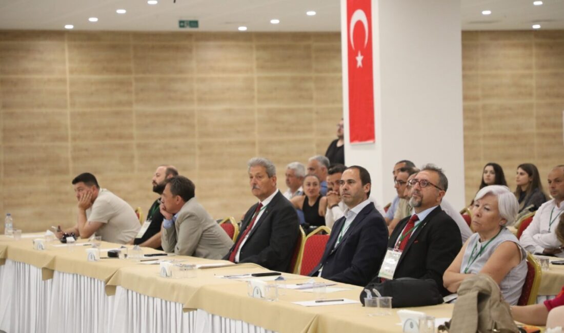  Muğla'da, "Yaban Domuzlarının Doğaya, Biyolojik Çeşitliliğe ve Halk Sağlığına Etkileri"