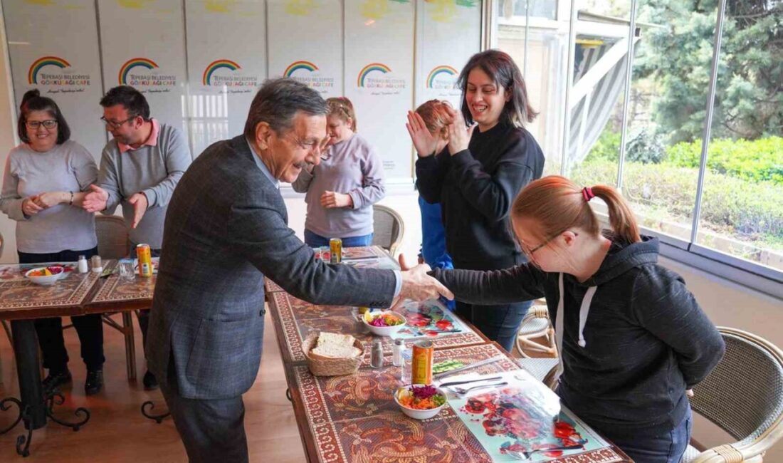 Tepebaşı Belediyesi örnek projeleri arasında yer alan Gökkuşağı Kafe, özel
