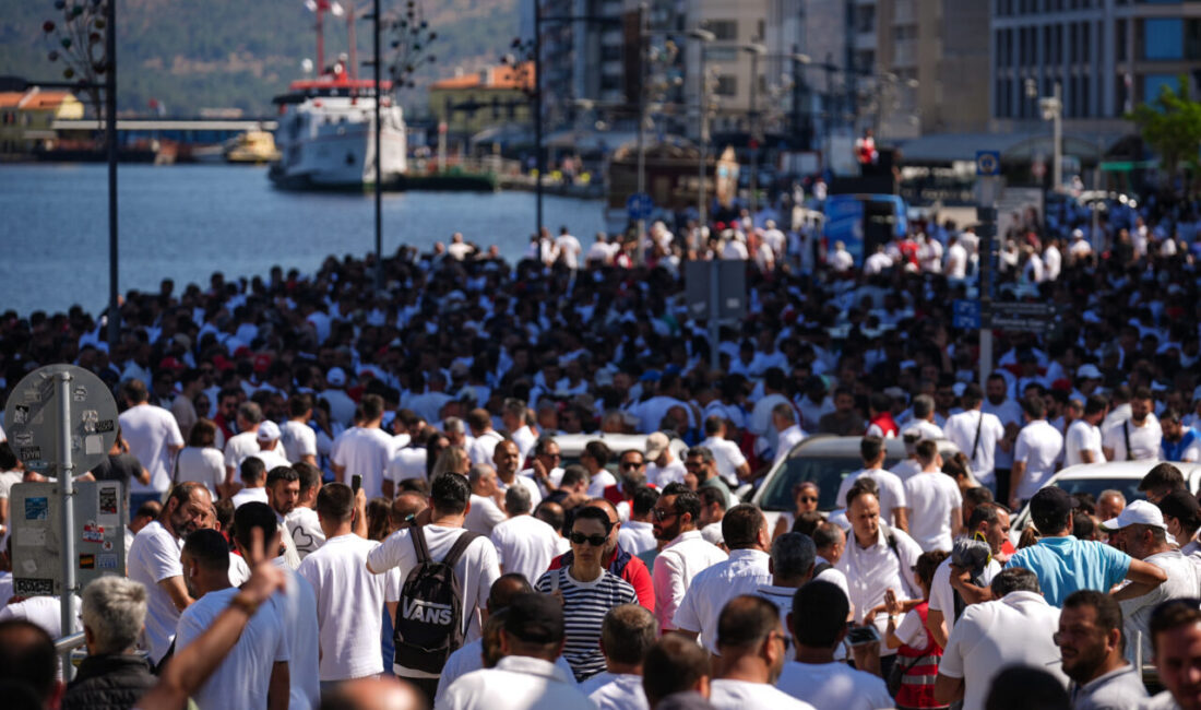 İzmir Büyükşehir Belediyesine bağlı iştiraklerde çalışan yaklaşık 23 bin işçinin