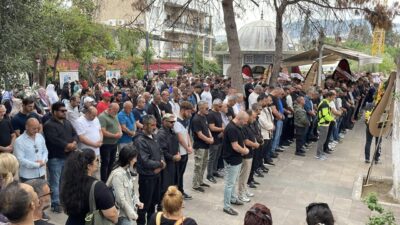 Kanser nedeniyle hayatını kaybeden şarkıcı Şimal Gülen'in cenazesi, Aydın'ın Kuşadası