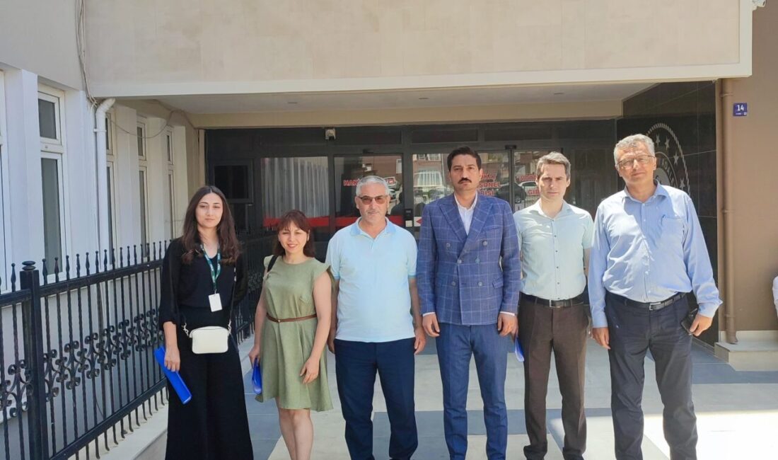 Aydın'ın Söke ilçesinde Yeşilay ile Denetimli Serbestlik Müdürlüğünce bağımlılıkla mücadele