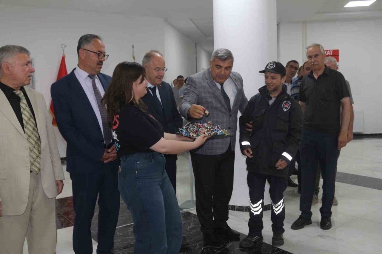 Afyonkarahisar İl Millî Eğitim Müdürü Miraç Sünnetci, Kurban Bayramı sonrasında