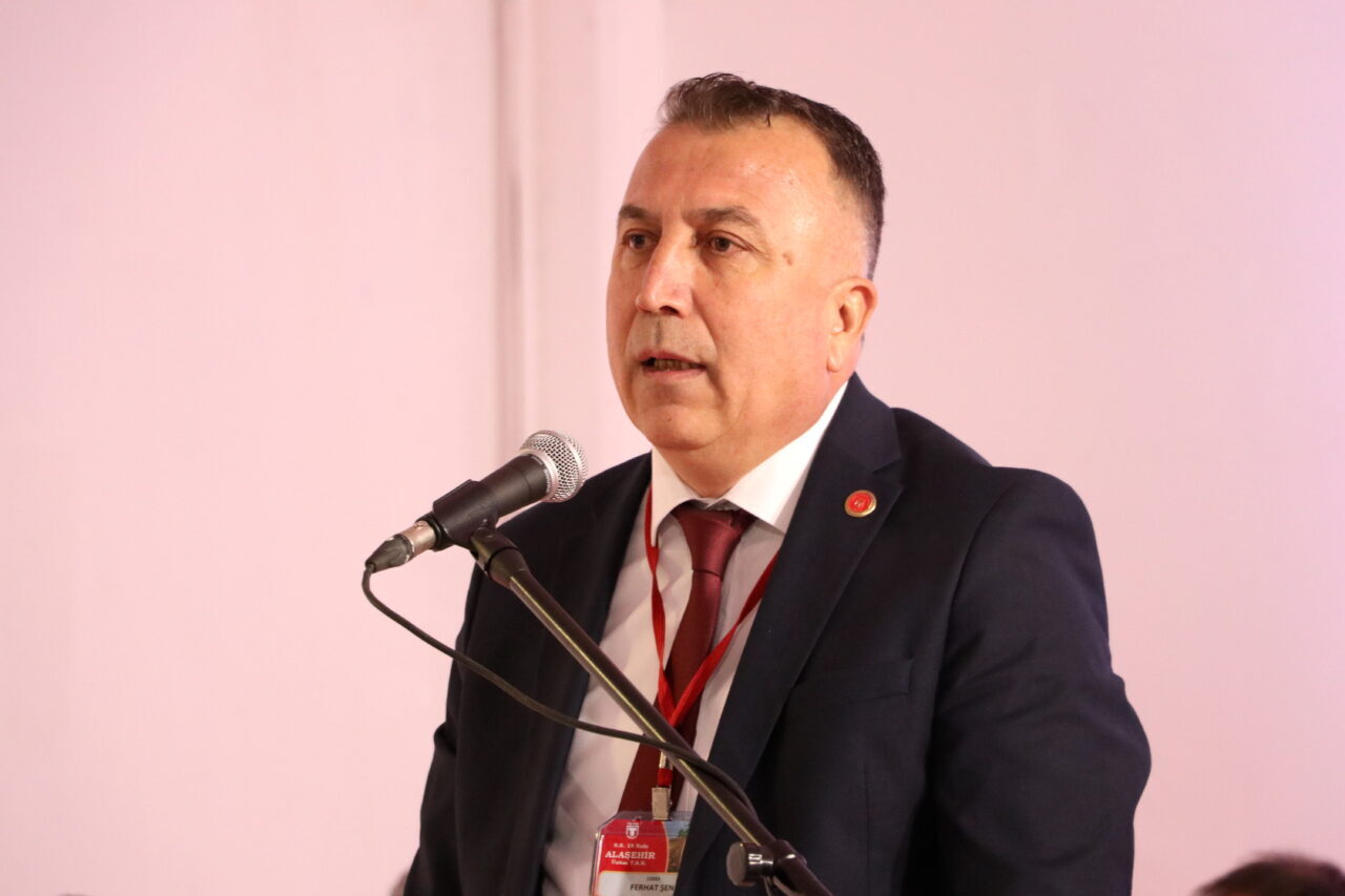 Tariş Üzüm Tarım Satış Kooperatifleri Birliğinin olağanüstü genel kurulu gerçekleştirildi.