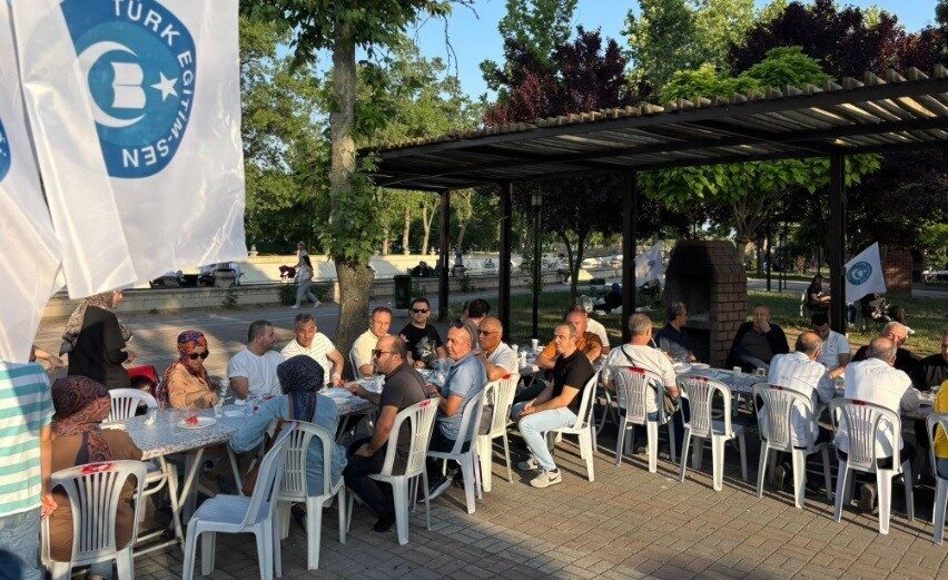 Kütahya’da Türk Eğitim-Sen Tavşanlı İlçe Temsilciliği tarafından ’Birlik Beraberlik Pikniği’