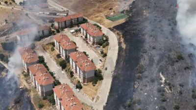 İzmir’in Tire ilçesinde otluk alanda çıkan yangın ekiplerin müdahalesiyle söndürüldü.