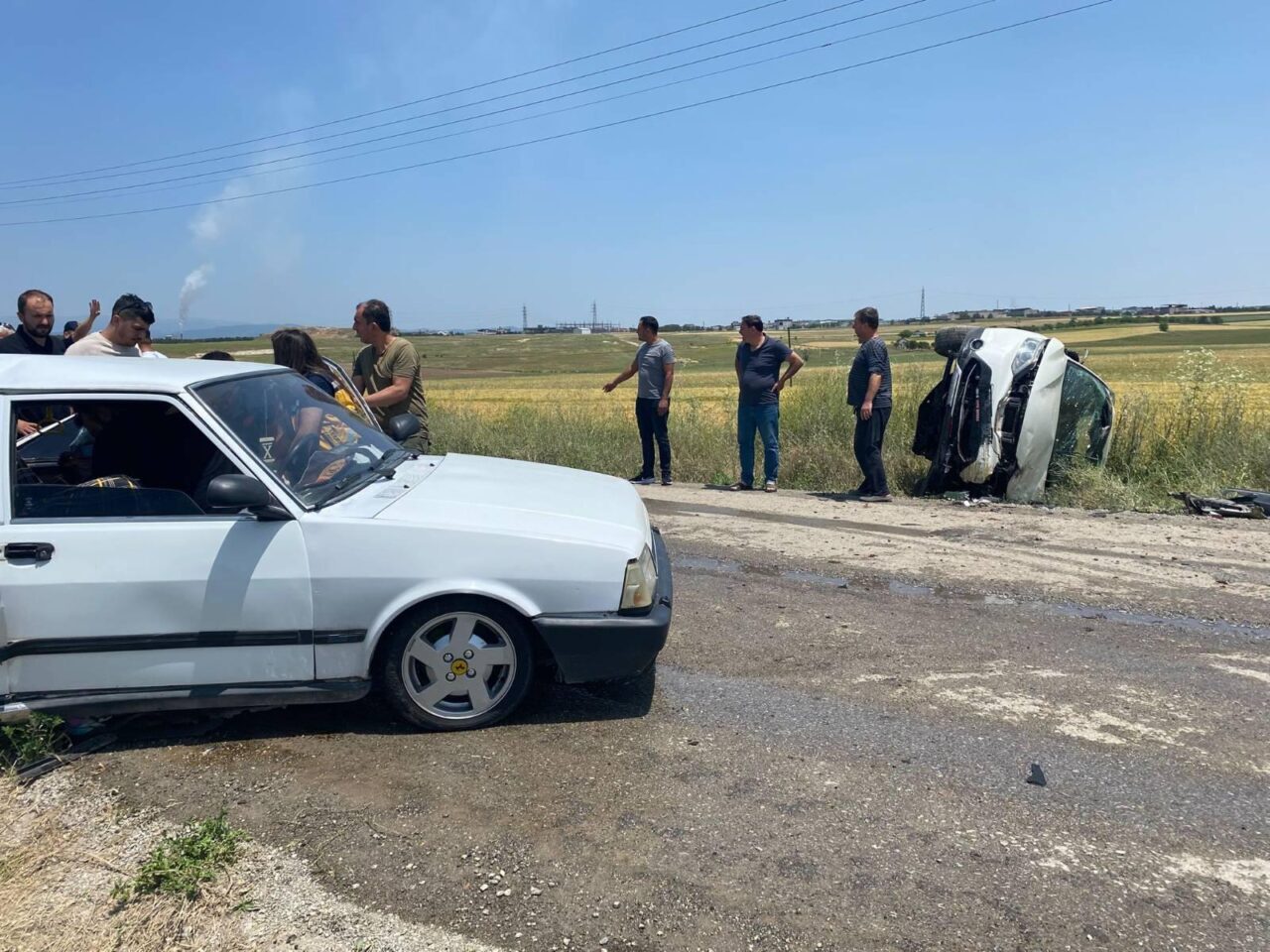 Uşak’ta otomobil ile cipin çarpıştığı kazada 5 kişi yaralandı. S.K.