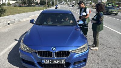 Kütahya'da Yeşilay Şubesi, şehirler arası yollarda seyahat eden araç sürücülerine