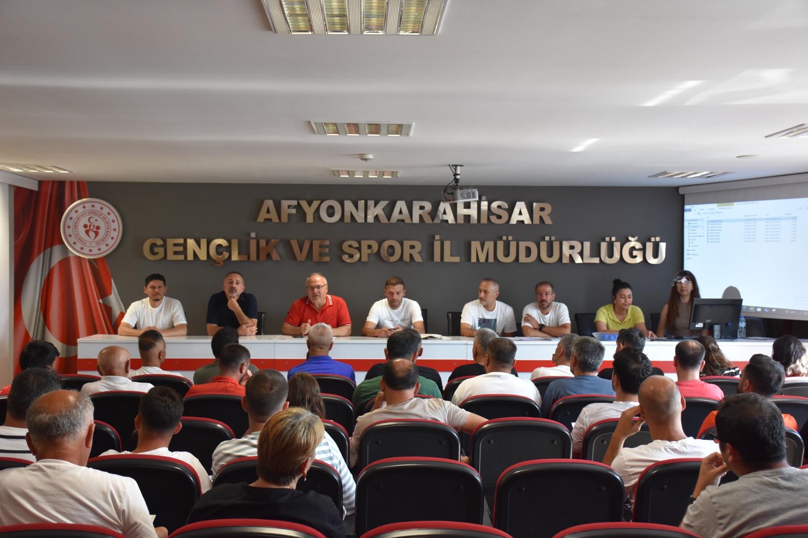 Anadolu Yıldızlar Ligi heyecanı Afyonkarahisar’da başladı. Anadolu’nun genç yıldızlarının ağırlandığı