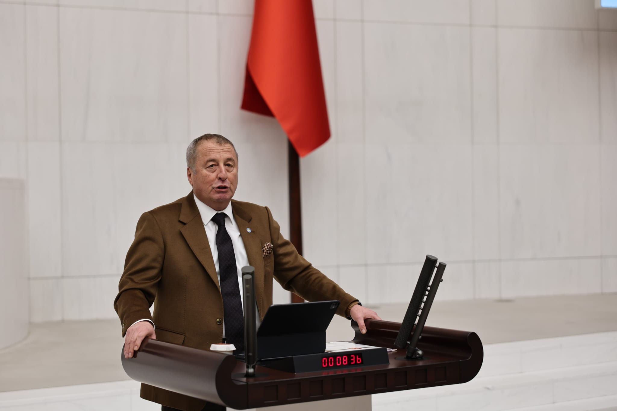 TBMM’de konuşan İYİ Parti Genel Başkan Yardımcısı ve Afyonkarahisar Milletvekili