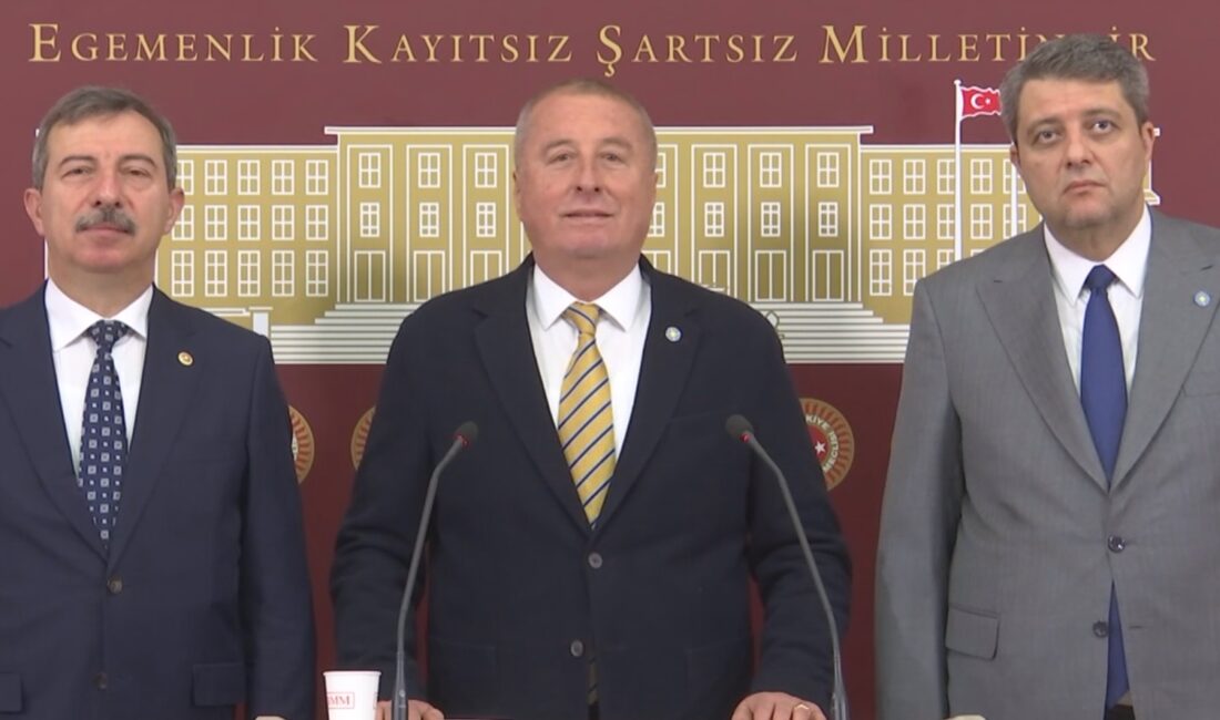 İYİ Parti Genel Başkan Yardımcısı ve Afyonkarahisar Milletvekili Hakan Şeref