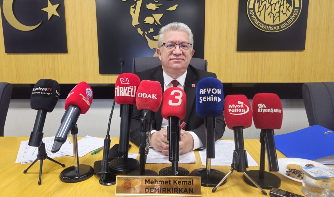 
Afyonkarahisar Belediye Meclisi, Temmuz ayı olağan toplantısı Başkan vekili Kemal