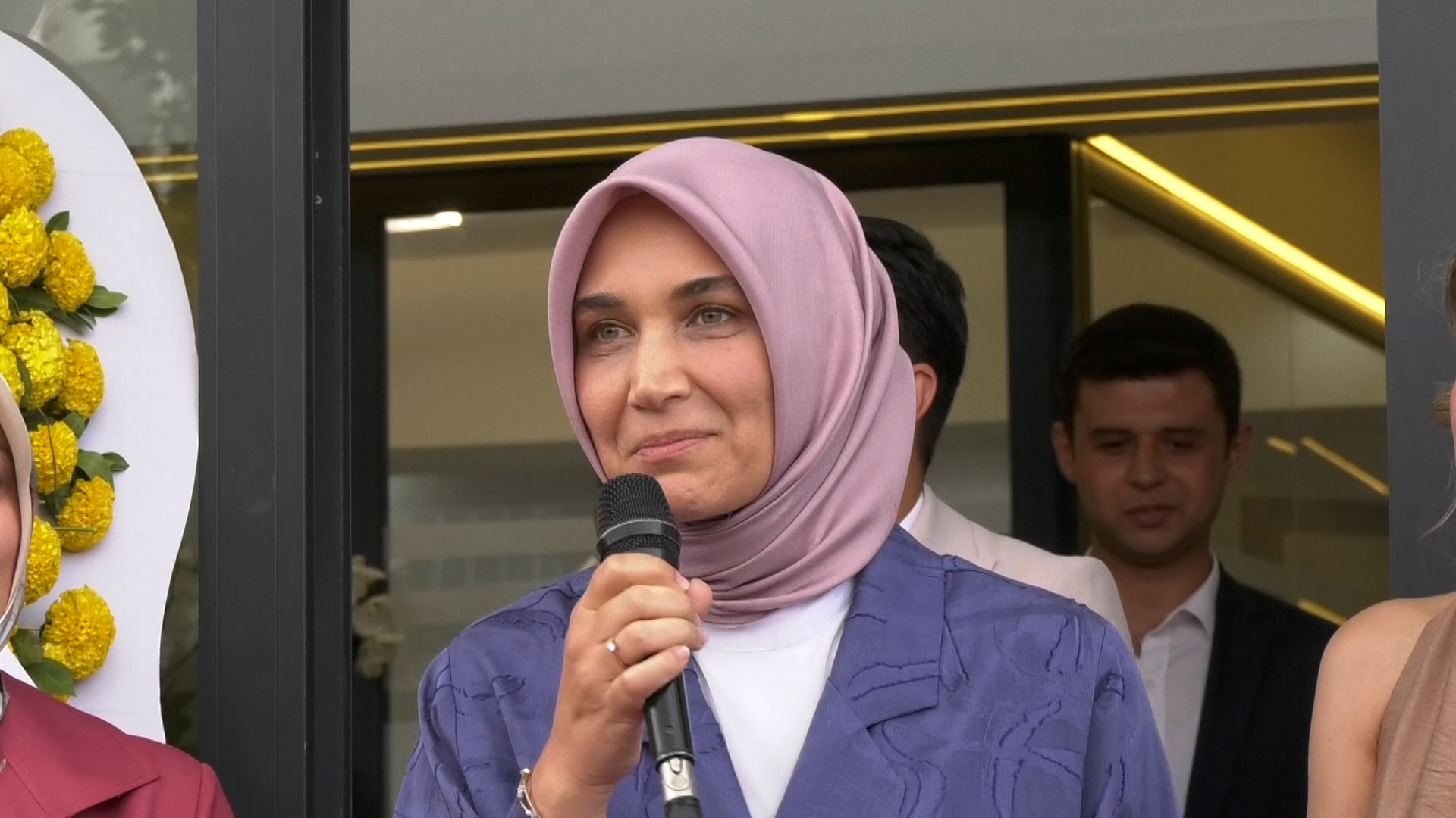 Afyonkarahisar’ın ilk protetik diş tedavisi uzmanlık kliniği, Dr. Ahmet Mahir