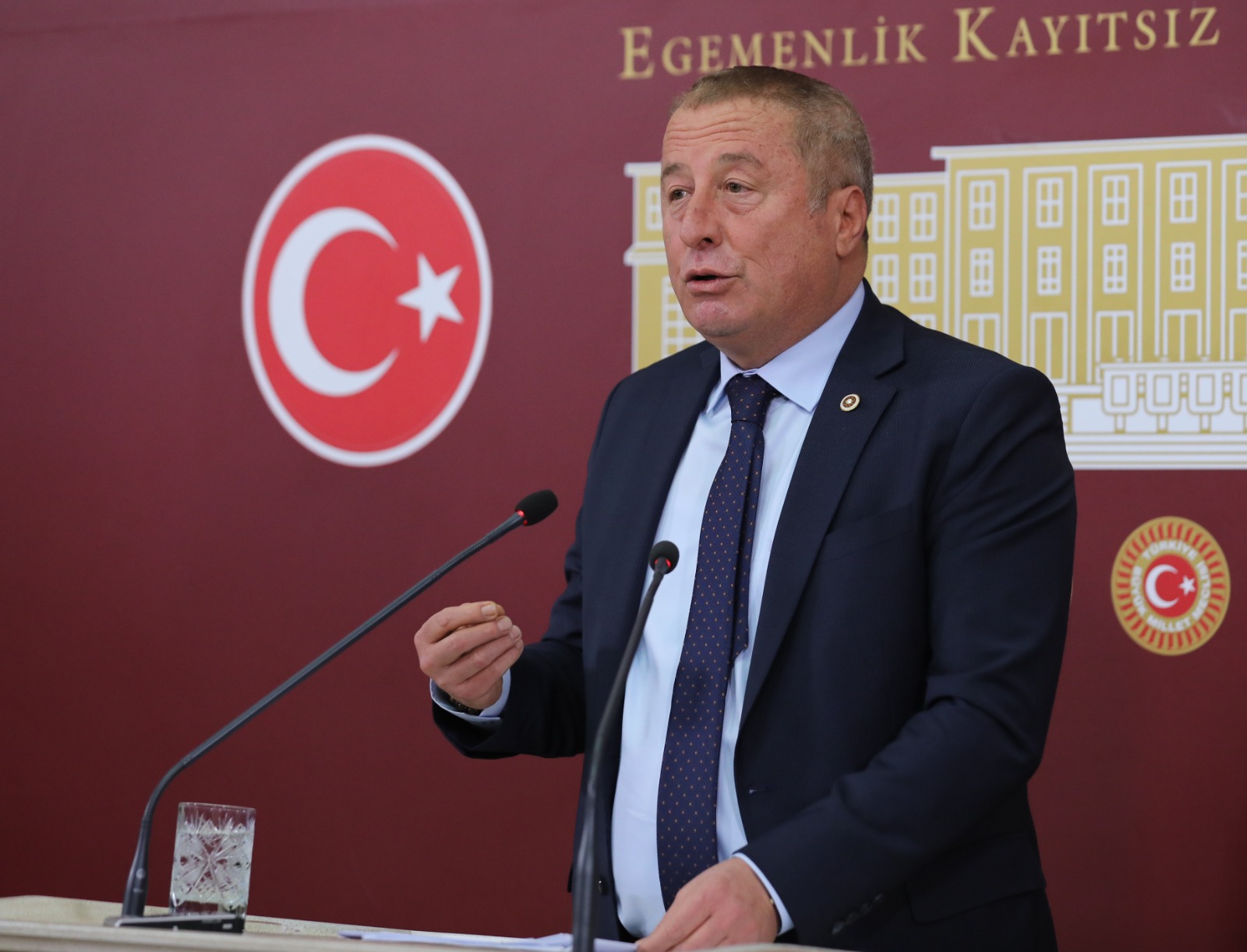 
İYİ Parti Afyonkarahisar Milletvekili Hakan Şeref Olgun: Afyonkarahisar Devlet Hastanesi,