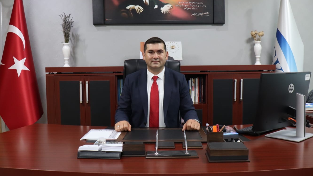 
Afyonkarahisar Sosyal Güvenlik Kurumu İl Müdürü Samet Fidan, görevini yeni