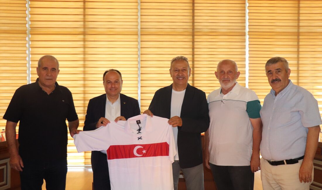 Türkiye Futbol Antrenörleri Derneği (TÜFAD) Afyonkarahisar Şube Başkanı Mustafa Keser
