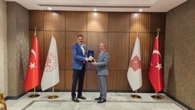 Vakıflar Genel Müdürü Sinan Aksu’yu ziyaret eden Milliyetçi Hareket Partisi