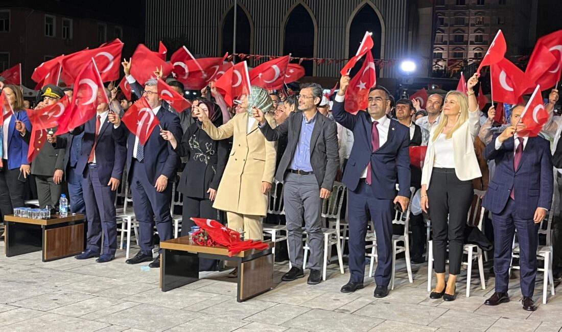 “Türkiye’nin Türkiye’den büyük olduğu 15 Temmuz’da anlaşıldı”
Afyonkarahisar, 15 Temmuz Demokrasi