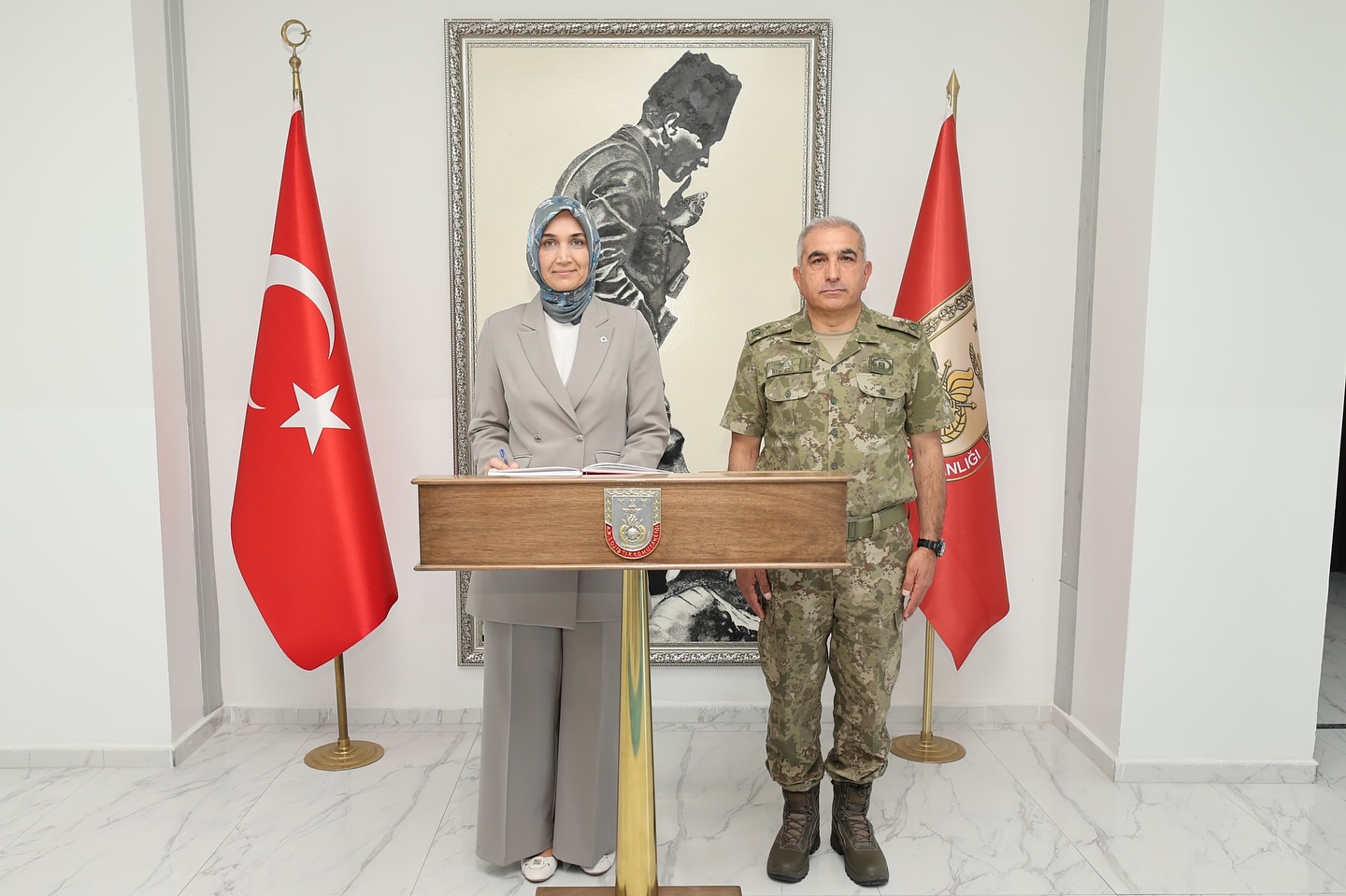 Afyonkarahisar Valisi Doç. Dr. Kübra Güran Yiğitbaşı, İkmal ve Garnizon