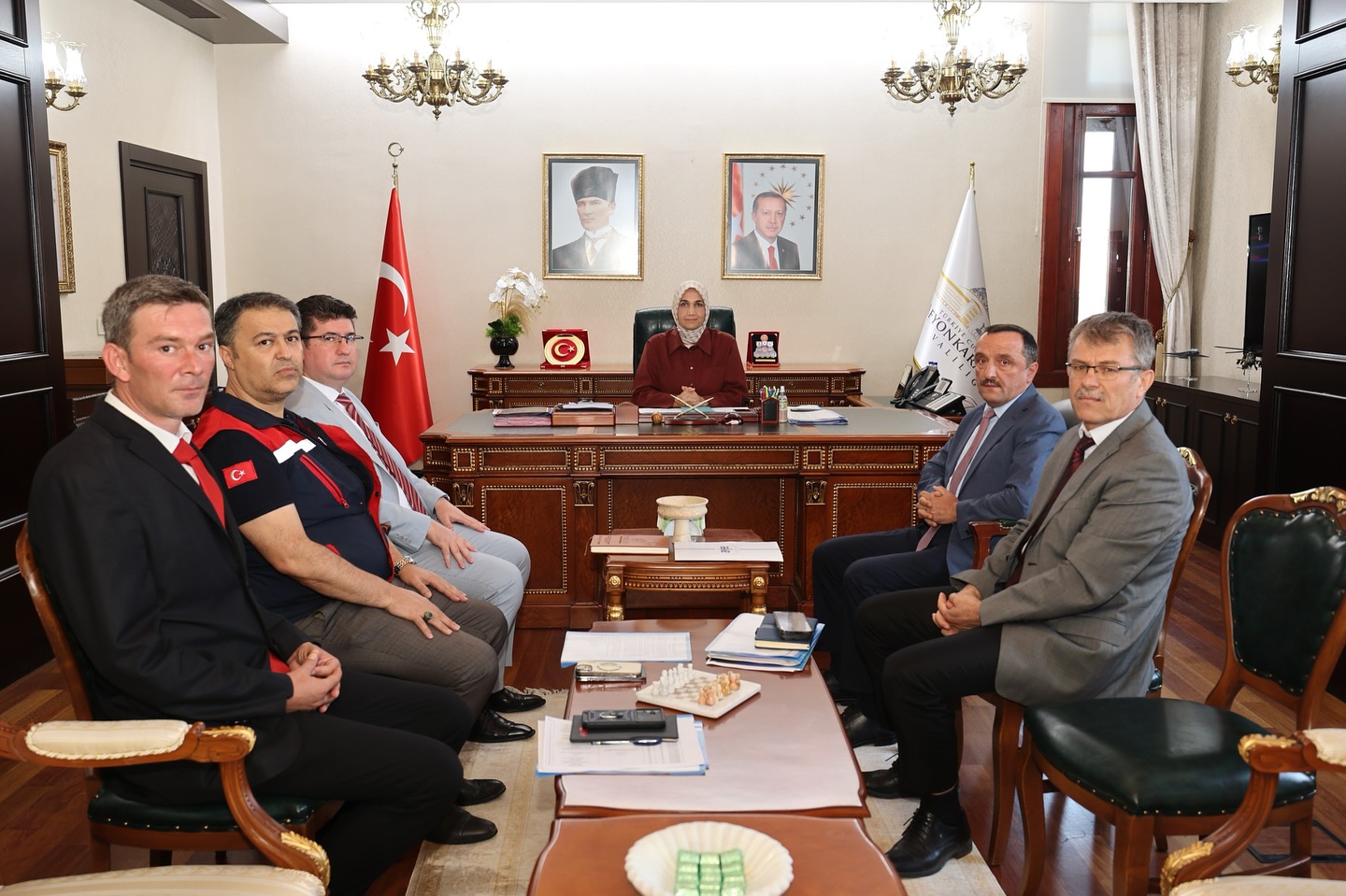 Afyonkarahisar Valisi Doç. Dr. Kübra Güran Yiğitbaşı başkanlığında, Çay Organize