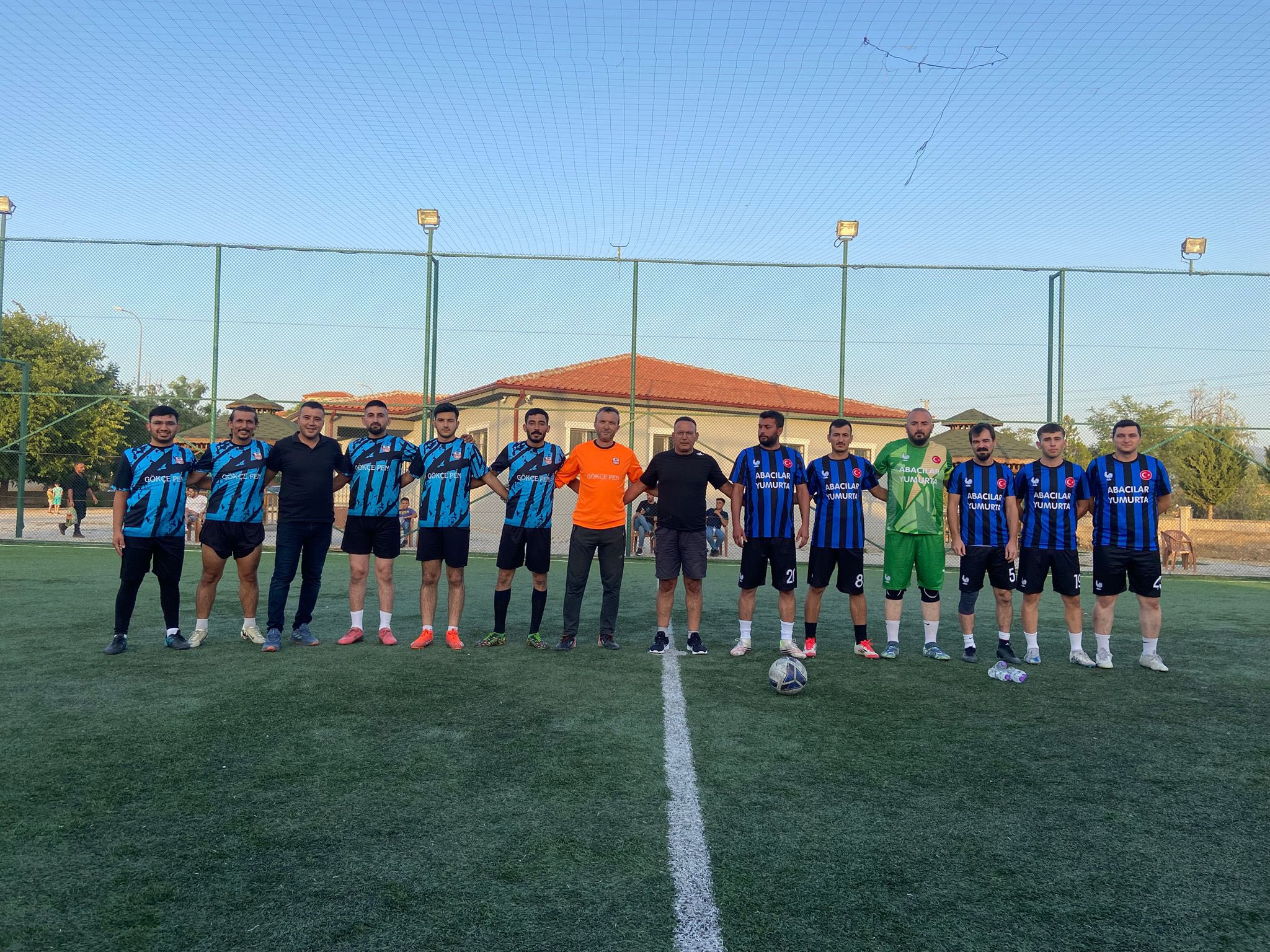 Başmakçı Belediyesi tarafından düzenlenen futbol turnuvasında 4. gün hem heyecan