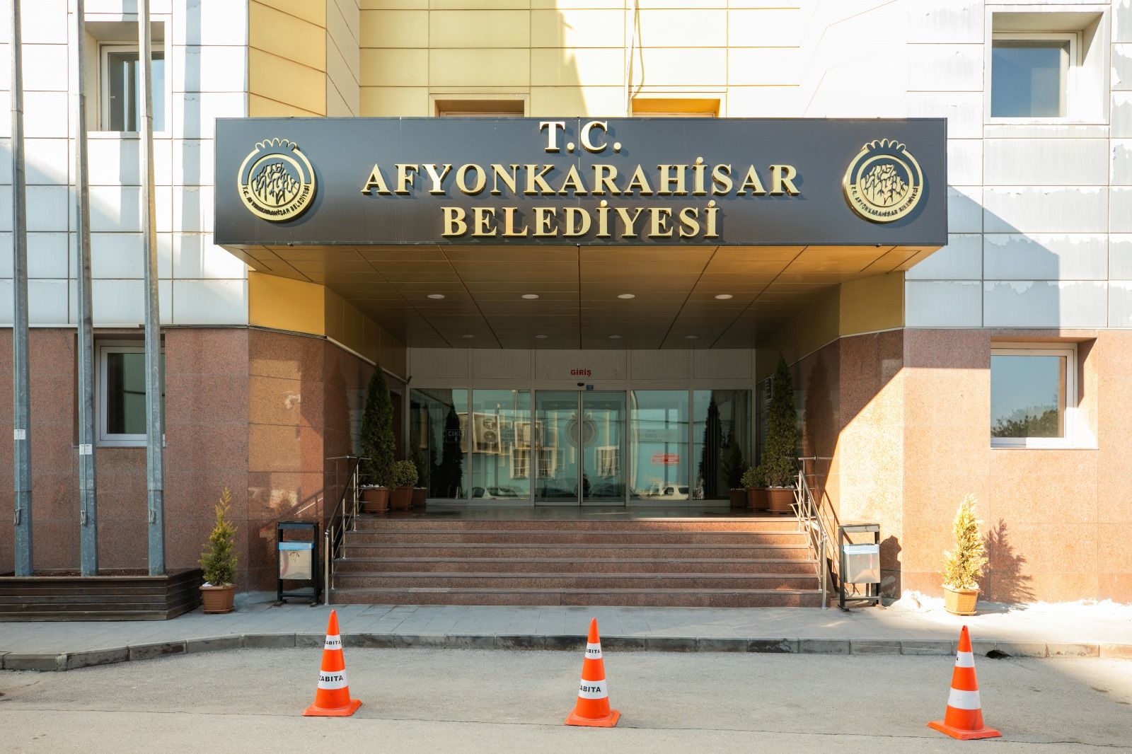Afyonkarahisar Belediyesi, yaz dönemini dolu dolu geçirmek isteyen vatandaşlara yönelik