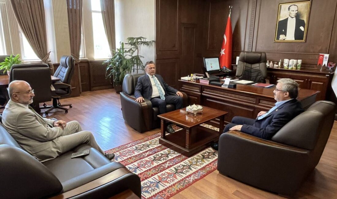 TBMM Başkanlık Divanı Katip Üyesi ve Afyonkarahisar Milletvekili İbrahim Yurdunuseven