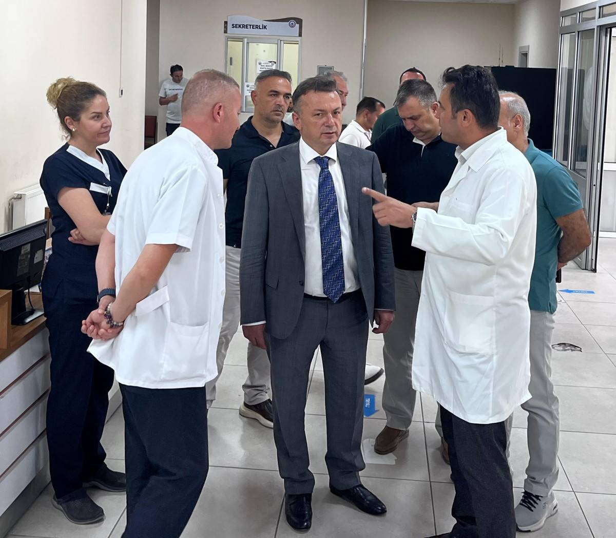 Rektör Vekili Prof. Dr. Kemal Şenocak, AFSÜ’nün sağlık hizmeti verilen