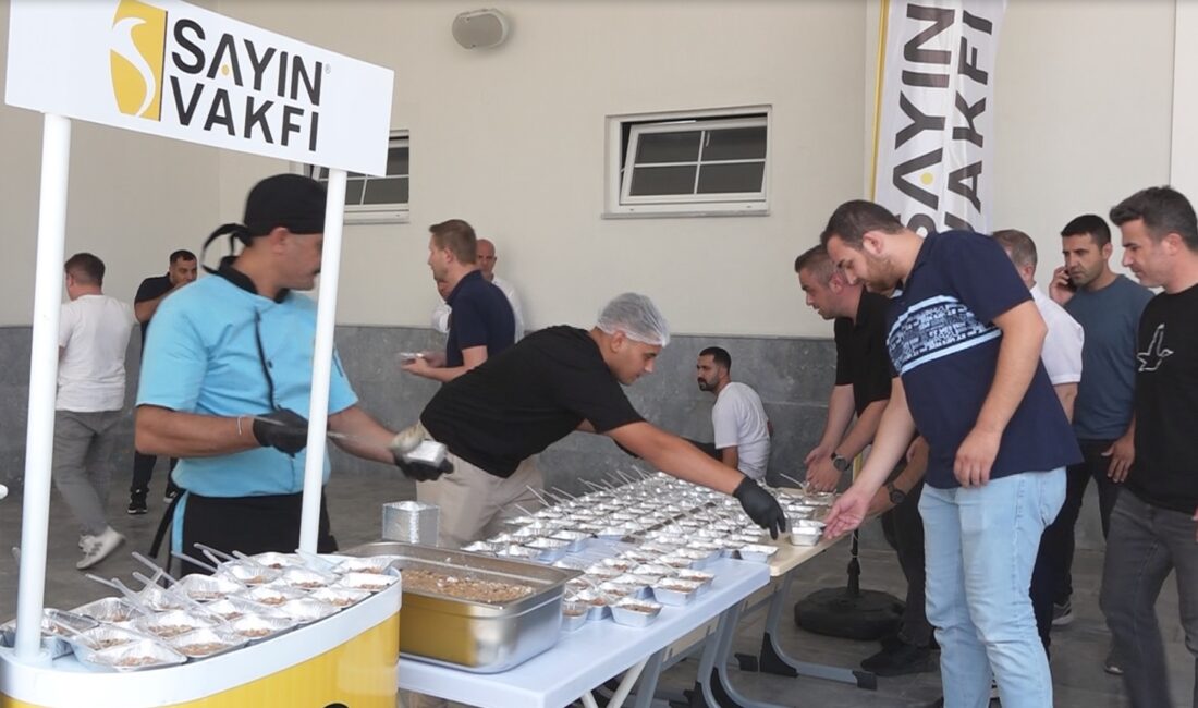 Paylaşmanın, birlik ve beraberliğin sembolü olan Aşure Günü, Sayın Vakfı’nın